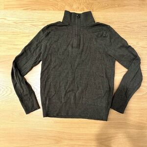 Banana Republic Men's Dark Green Zip-Up Sweater